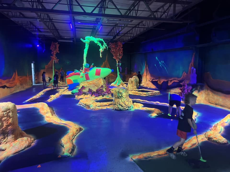 galaxy mini golf